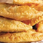 chebureks-croccanti-e-succosi-in-acqua-bollente-la-pasta-non.webp.webp